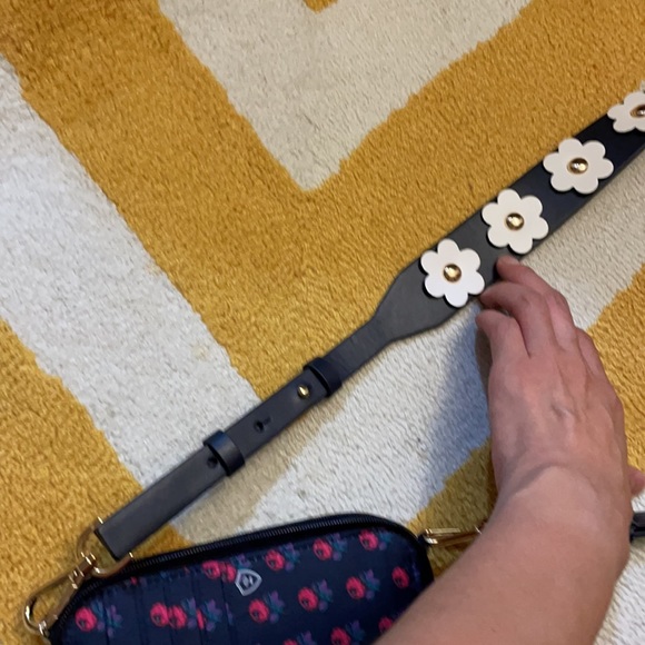 Vera Bradley - Picture 10 of 10